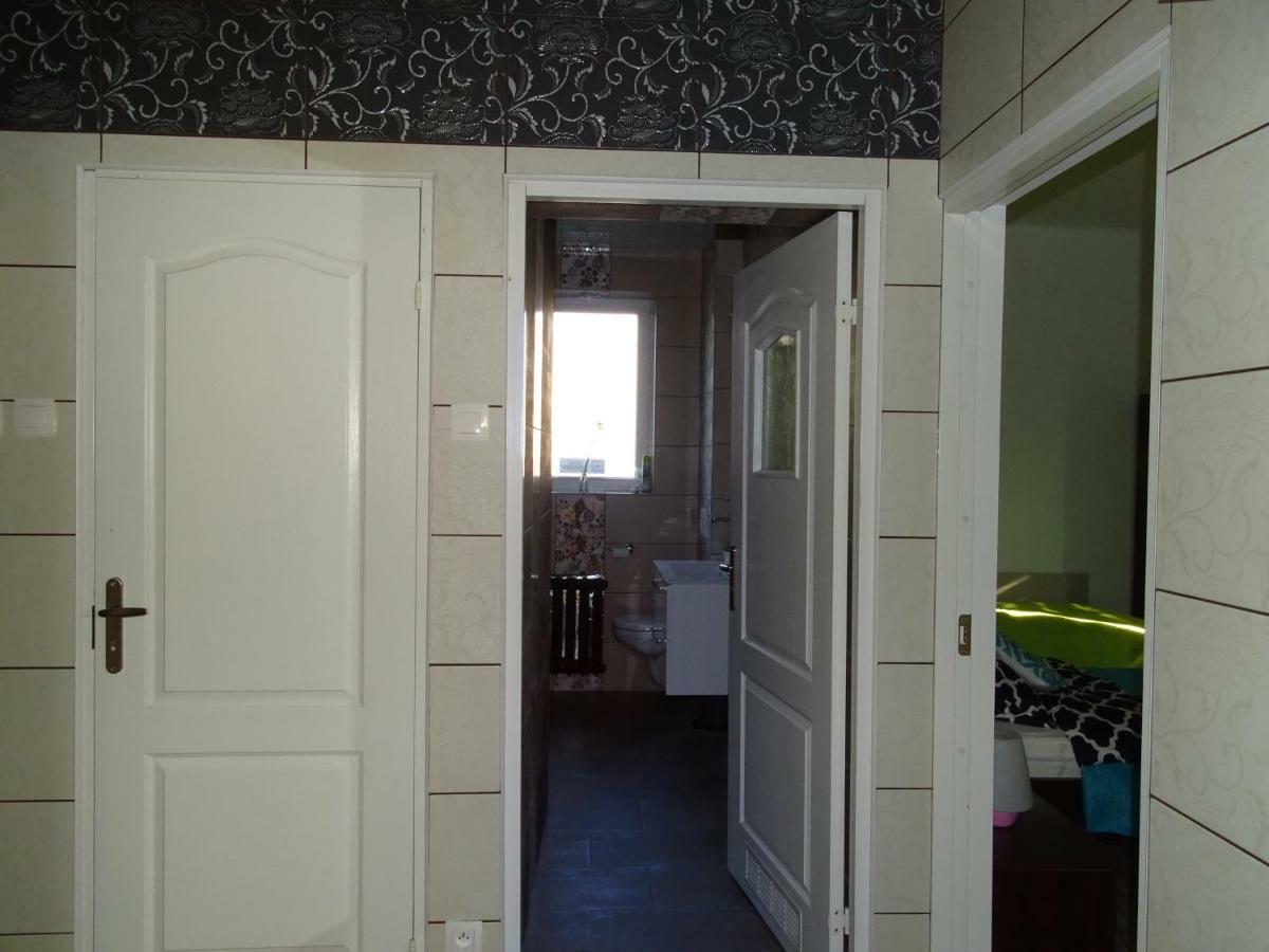 Apartament Angelo Сосновец Екстериор снимка