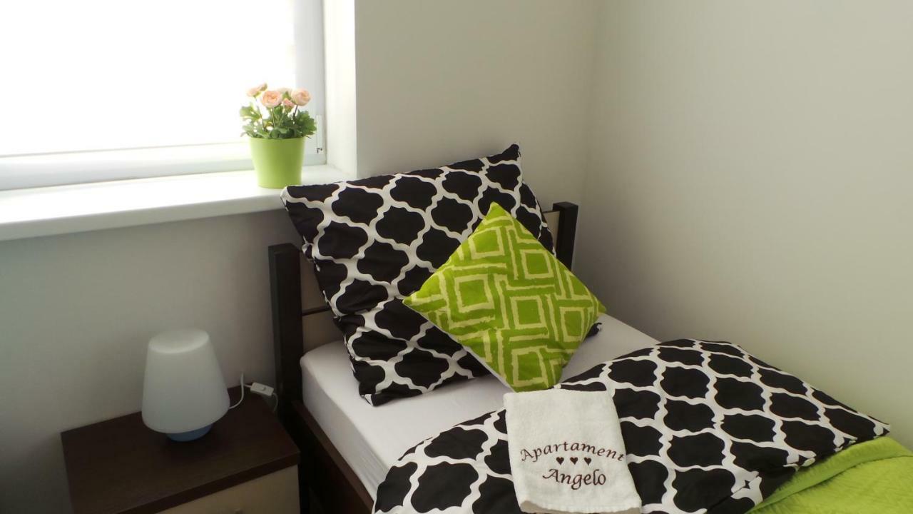 Apartament Angelo Сосновец Екстериор снимка