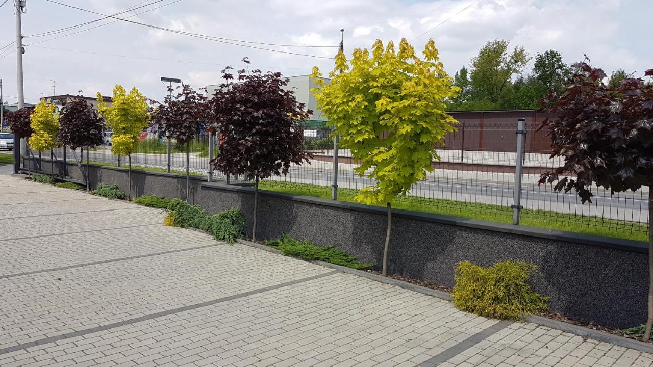 Apartament Angelo Сосновец Екстериор снимка