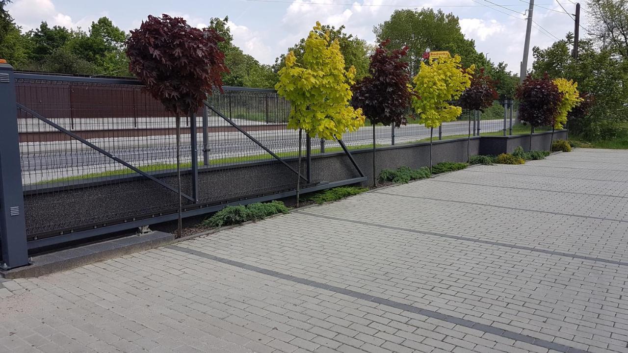 Apartament Angelo Сосновец Екстериор снимка